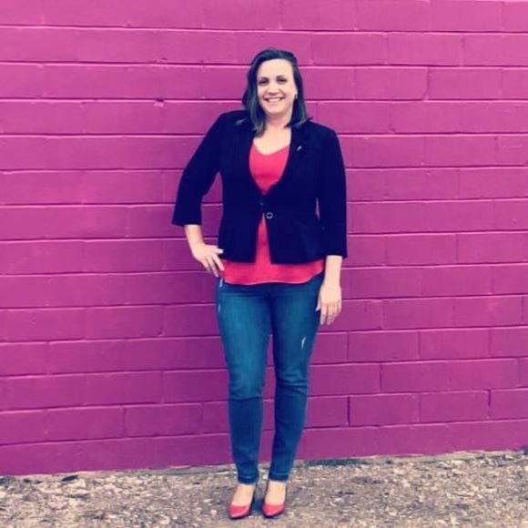 Meet your Posher, Kelly - Picture 1 of 1